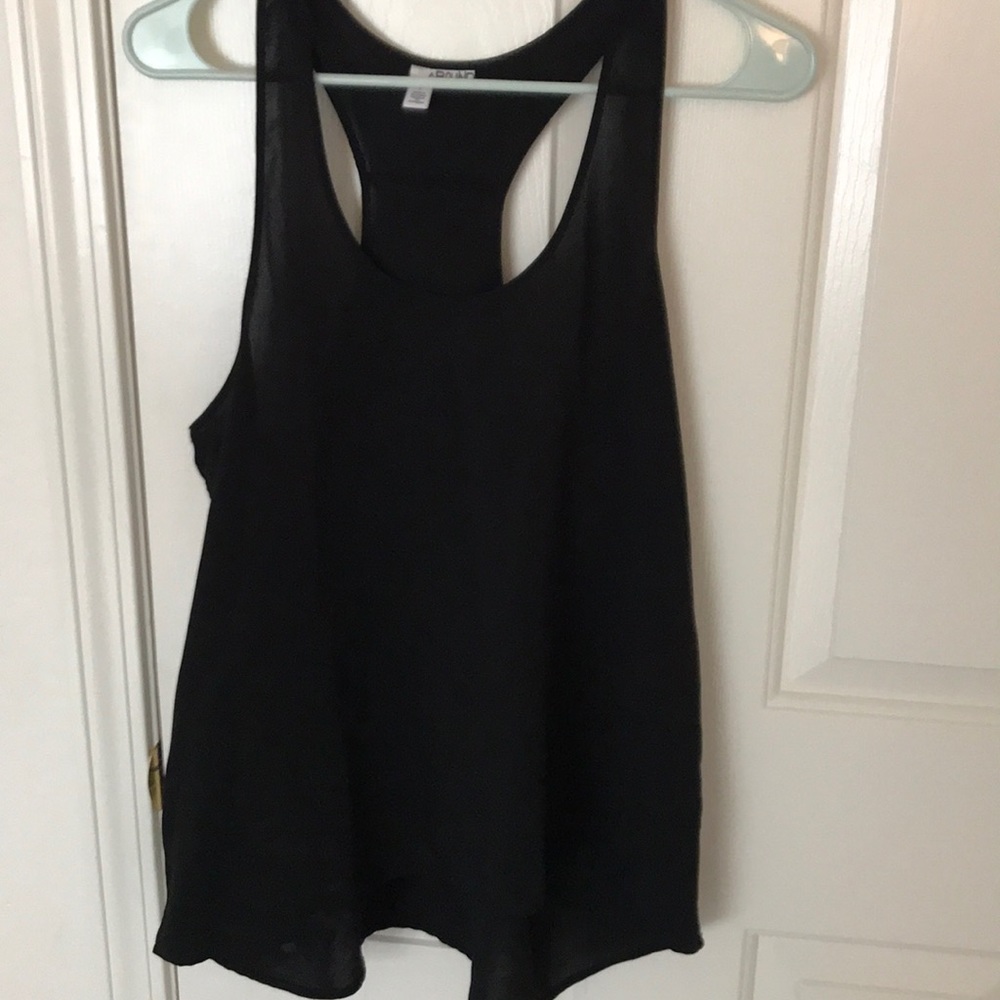 Flowy Tank